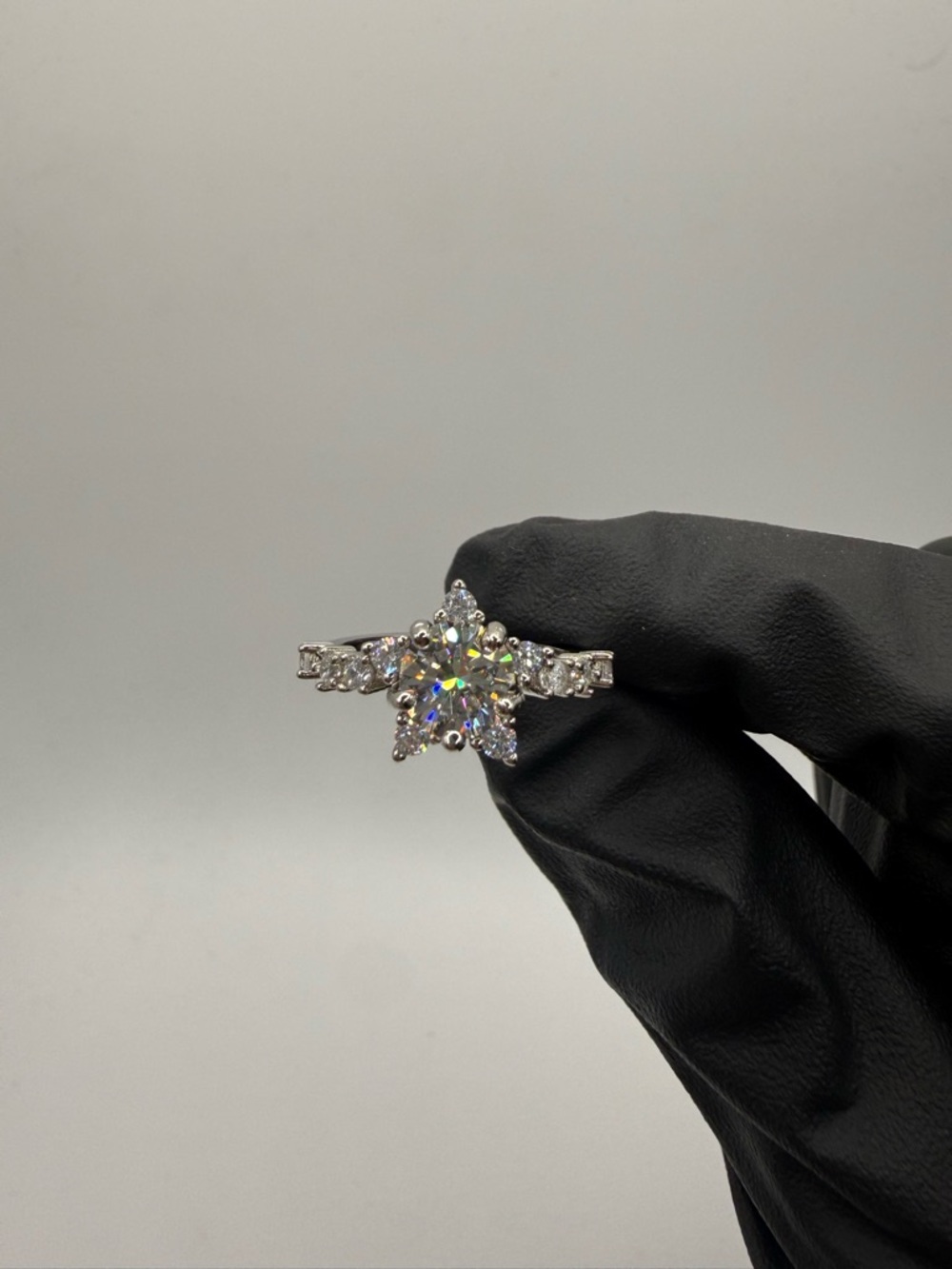 1CT Moissanite Cluster Floral Engagement Ring 925 VVS1
